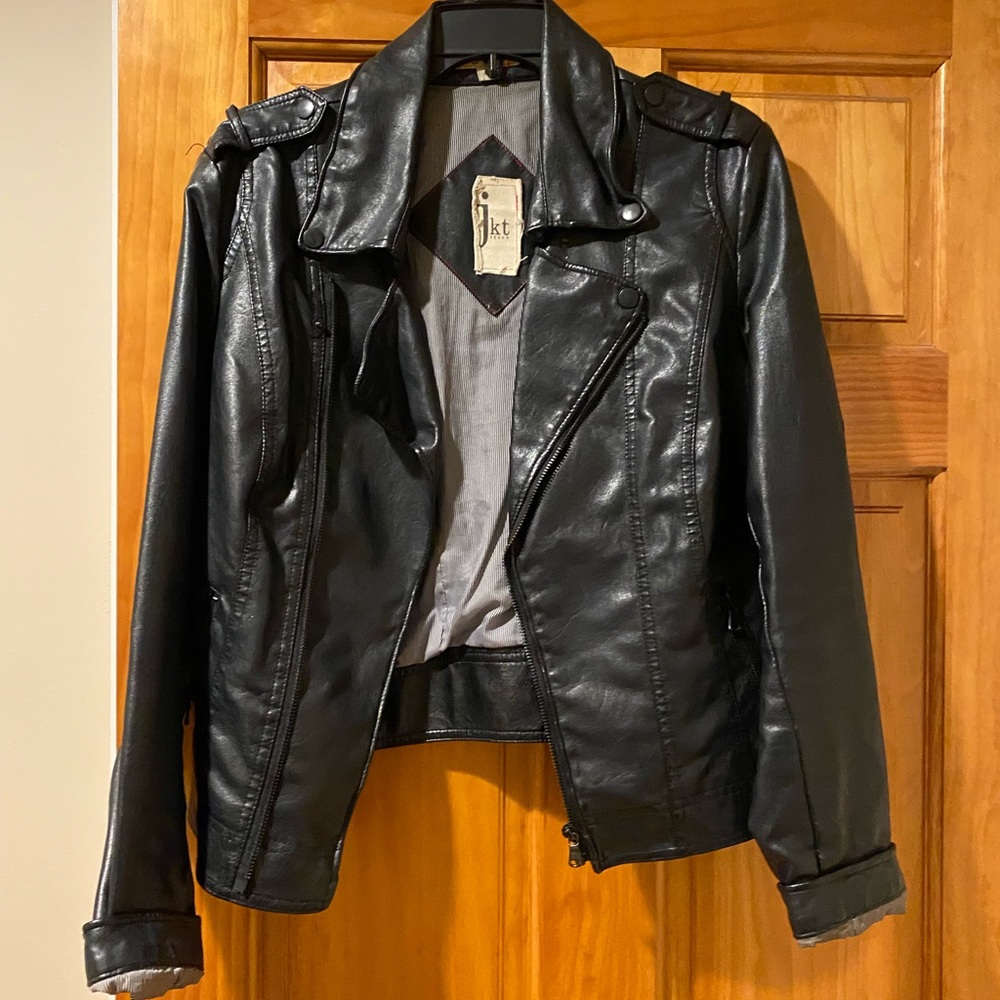 Jkt- Vegan Leather Moro Jacket